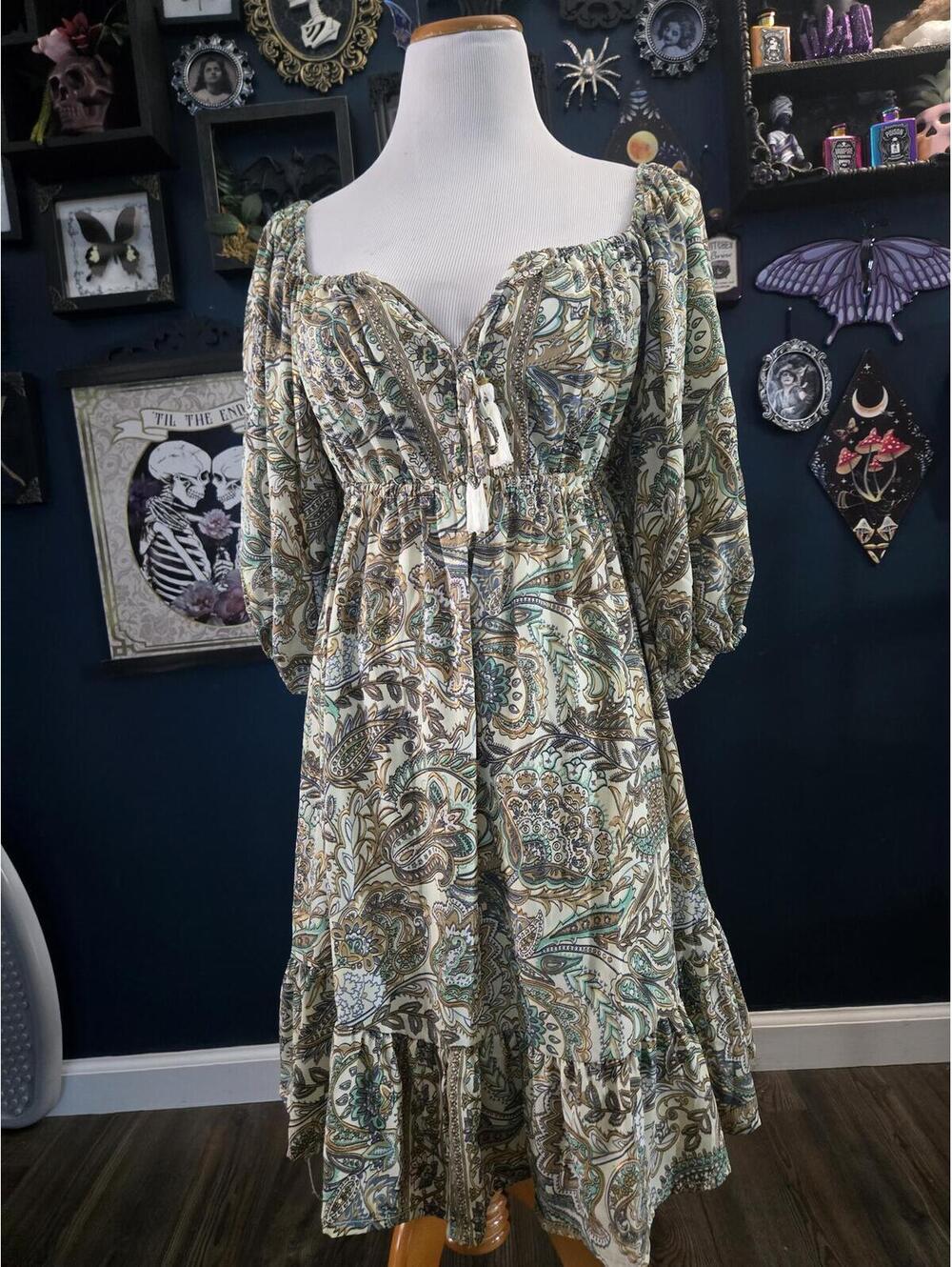 Earthbound NWT peasant style dress
